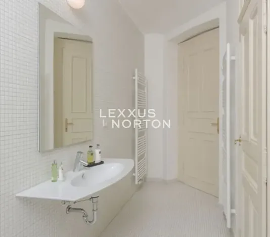 Pronájem bytu 2+1, Praha - Staré Město, Martinská, 76 m2