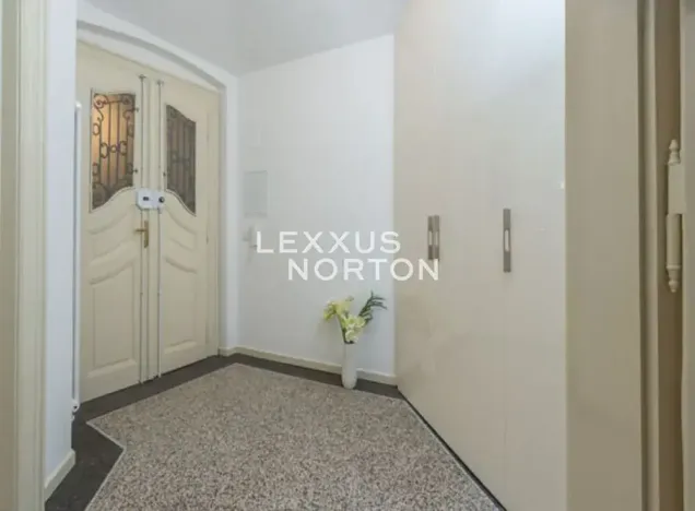 Pronájem bytu 2+1, Praha - Staré Město, Martinská, 76 m2