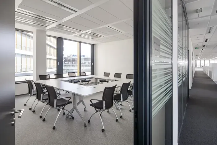 Pronájem kanceláře, Praha - Nusle, Pikrtova, 990 m2