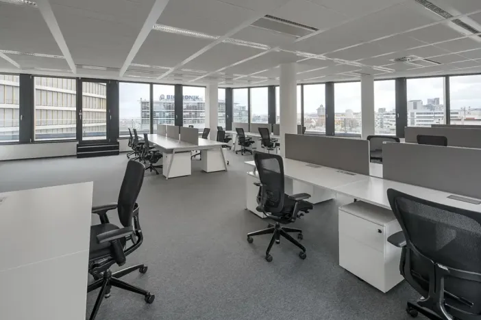 Pronájem kanceláře, Praha - Nusle, Pikrtova, 536 m2