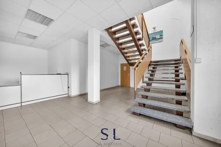 Prodej výrobních prostor, Turnov, Hruborohozecká, 2500 m2