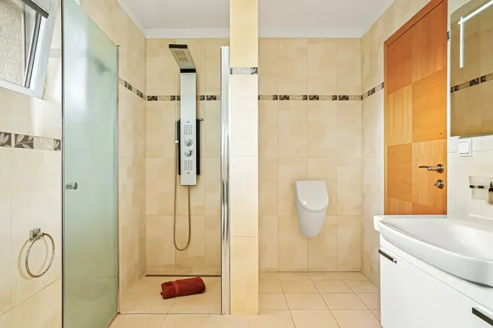 Prodej rodinného domu, Doksy, Severní, 342 m2