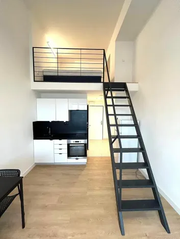 Pronájem bytu 1+kk, Praha - Vysočany, Poděbradská, 31 m2