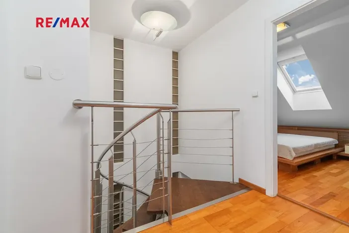 Prodej bytu 3+kk, Praha - Holešovice, Dobrovského, 107 m2