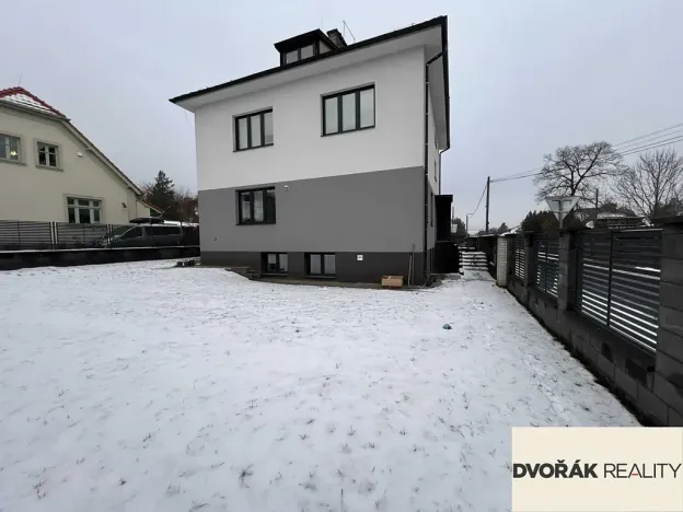 Pronájem bytu 2+1, Řevnice, Švabinského, 45 m2