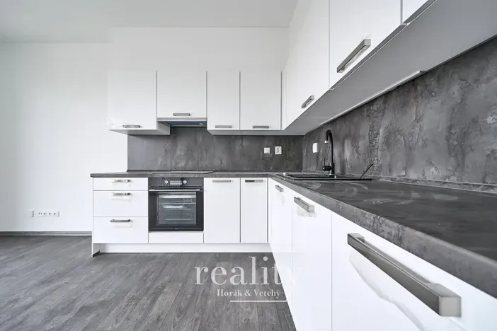 Pronájem bytu 1+kk, Jihlava, Vrchlického, 35 m2