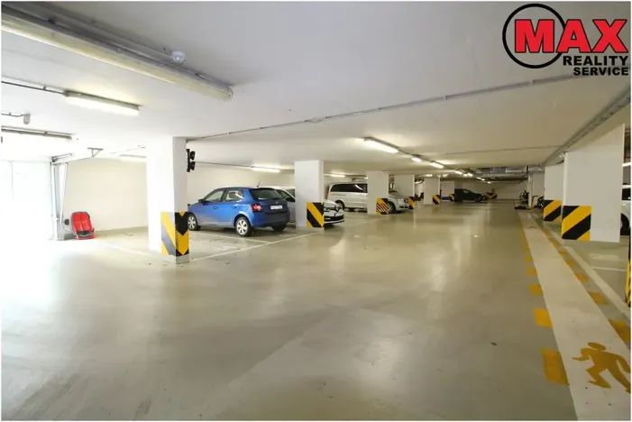 Pronájem bytu 2+kk, Praha - Hrdlořezy, V třešňovce, 61 m2