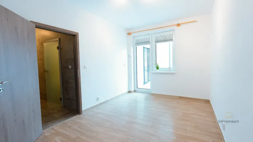 Prodej bytu 3+kk, Plesná, Náměstí Svobody, 66 m2