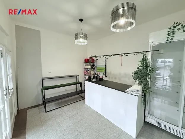 Pronájem obchodního prostoru, Praha - Střešovice, Na Malovance, 18 m2