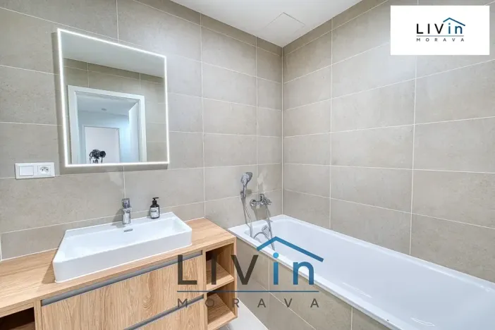 Pronájem bytu 2+kk, Olomouc, Ostrovní, 65 m2