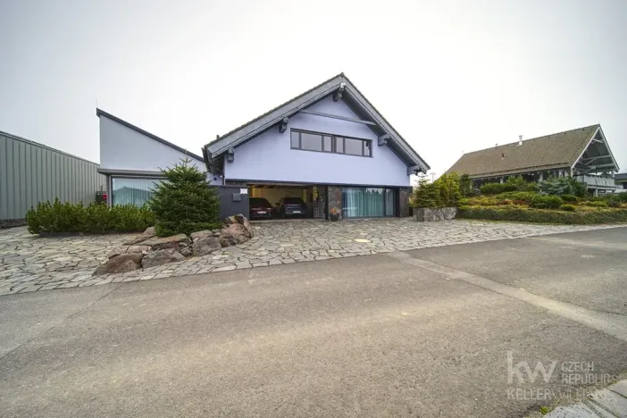 Prodej rodinného domu, Loučná pod Klínovcem, 486 m2