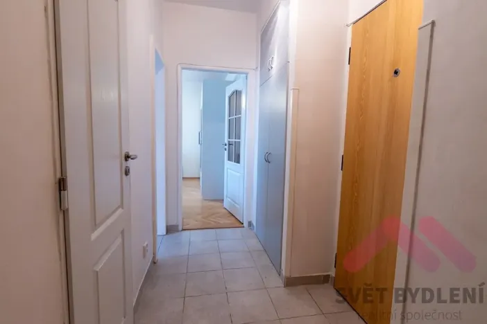 Pronájem bytu 1+1, Praha - Záběhlice, Na Chodovci, 39 m2