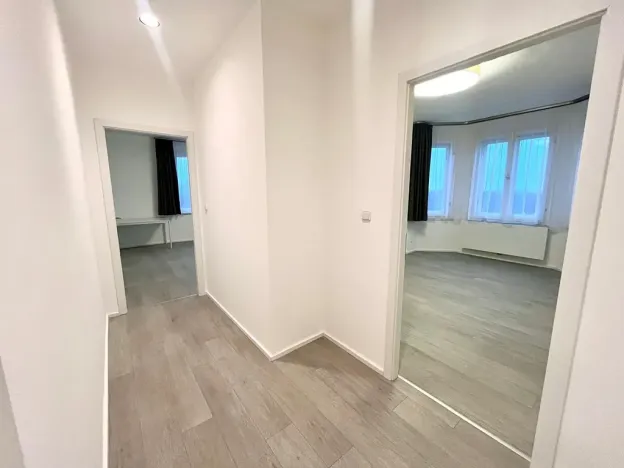 Pronájem bytu 3+1, Praha - Vinohrady, Vinohradská, 85 m2