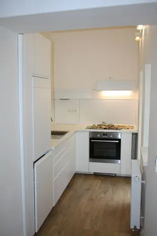 Pronájem bytu 2+kk, Praha - Střešovice, Ve Střešovičkách, 40 m2