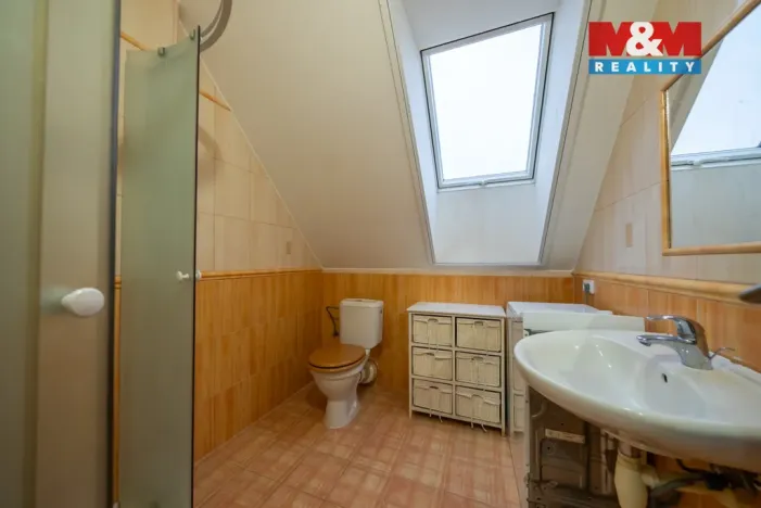 Prodej rodinného domu, Lechovice, 280 m2