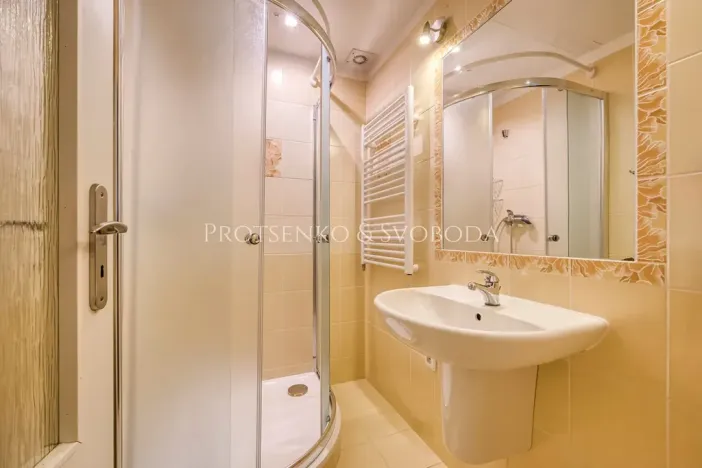 Prodej apartmánu, Nová Pec, 330 m2