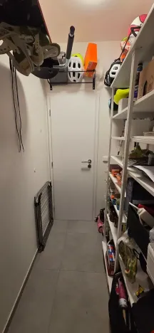 Prodej bytu 3+kk, Zbuzany, Lomená, 72 m2