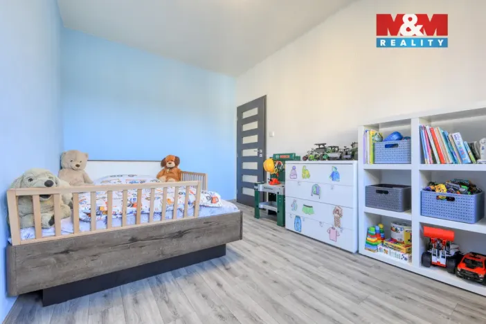 Prodej bytu 3+1, Hostouň - Holubeč, 86 m2