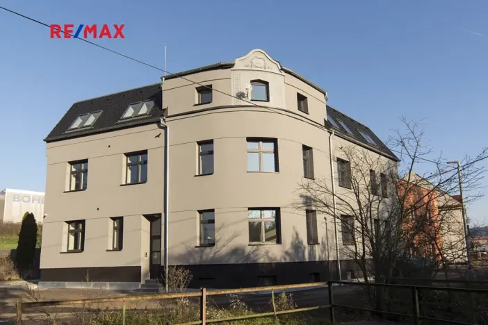 Pronájem bytu 2+kk, Ústí nad Labem, náměstí Prokopa Velikého, 49 m2