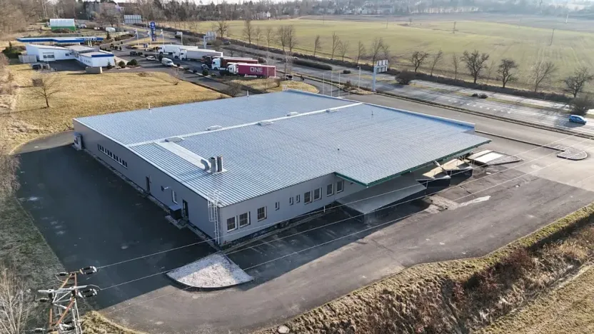 Prodej výrobních prostor, Cheb, 2435 m2