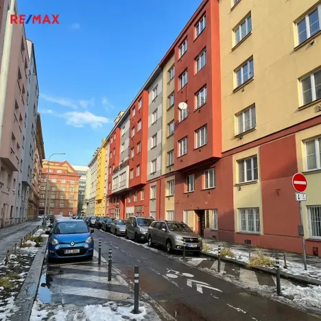 Prodej bytu 1+1, Praha - Holešovice, Stupkova, 55 m2