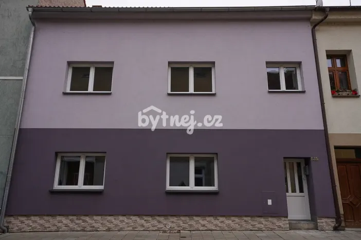 Pronájem bytu 2+kk, Louny, Jablonského, 41 m2