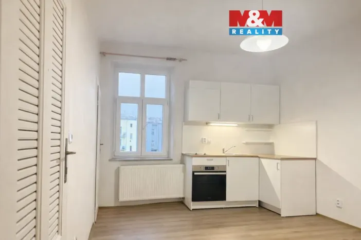 Pronájem bytu 2+1, Plzeň - Jižní Předměstí, Němejcova, 67 m2