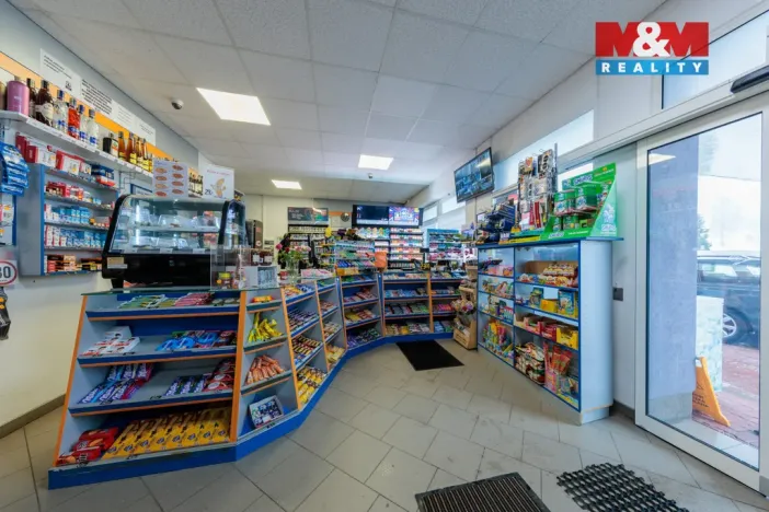 Prodej obchodního prostoru, Nová Role - Mezirolí, 120 m2