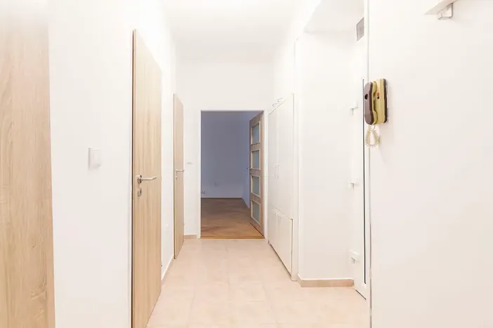 Pronájem bytu 2+kk, Praha - Záběhlice, Senohrabská, 53 m2