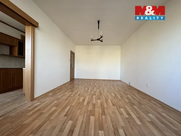 Pronájem bytu 2+1, Velešín, Sídliště, 61 m2
