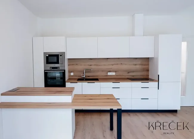 Pronájem bytu 1+kk, Třebíč, Tomáše Bati, 39 m2