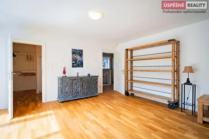 Prodej vily, Praha - Slivenec, Opálová, 282 m2