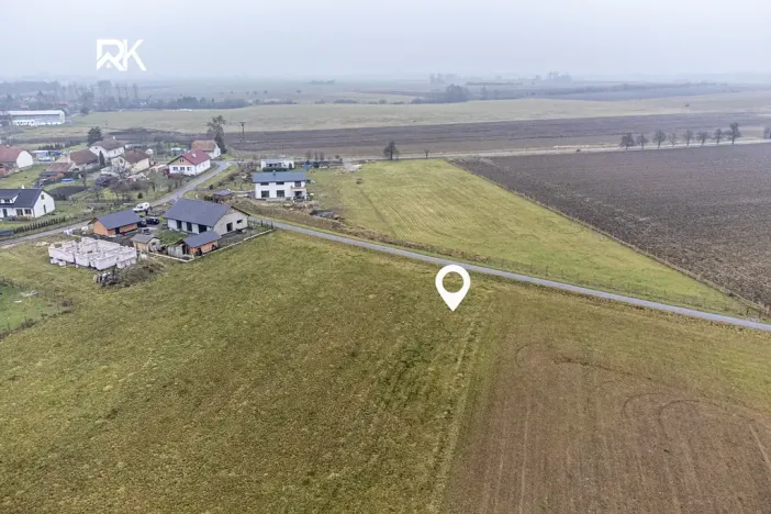 Prodej pozemku pro bydlení, Uhersko, 944 m2