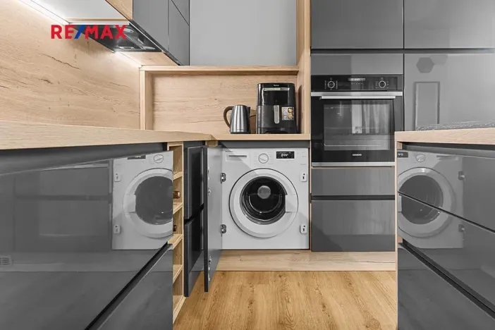 Pronájem bytu 1+kk, Plzeň, K Zelené louce, 40 m2