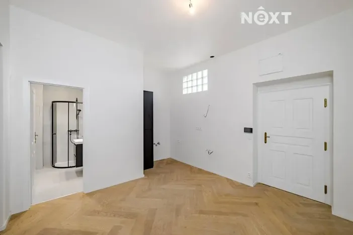 Prodej bytu 2+kk, Praha - Vinohrady, Velehradská, 43 m2
