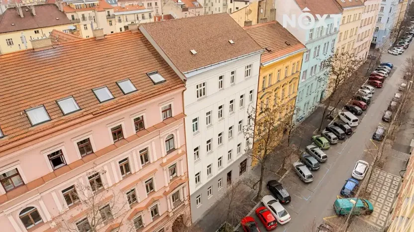 Prodej bytu 2+kk, Praha - Vinohrady, Velehradská, 43 m2