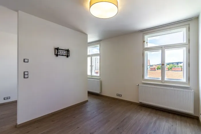 Pronájem bytu 1+kk, Praha - Nové Město, Lípová, 34 m2
