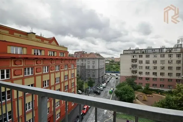 Pronájem bytu 1+kk, Praha - Holešovice, Tovární, 34 m2