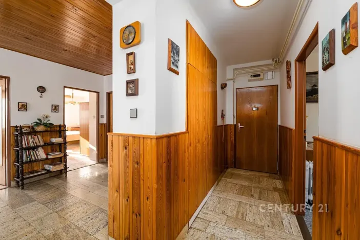 Prodej bytu 3+1, Plzeň, Na Bradlavce, 104 m2