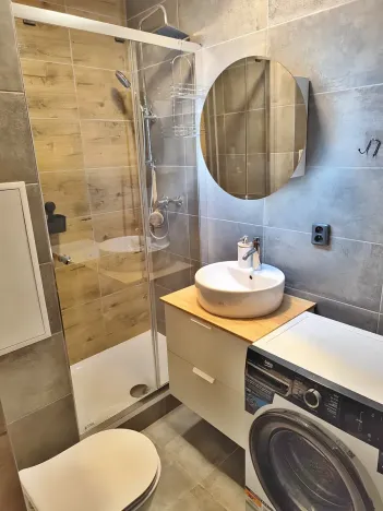 Pronájem bytu 1+1, Jablonec nad Nisou, Lužická, 36 m2