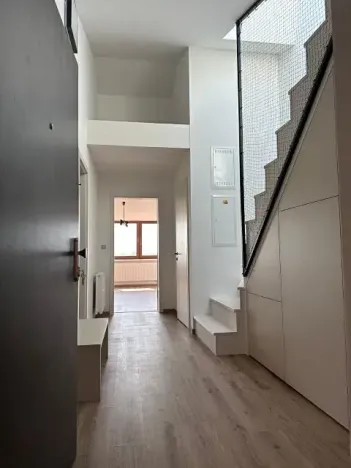Pronájem bytu 2+kk, Praha - Prosek, Prosecká, 99 m2