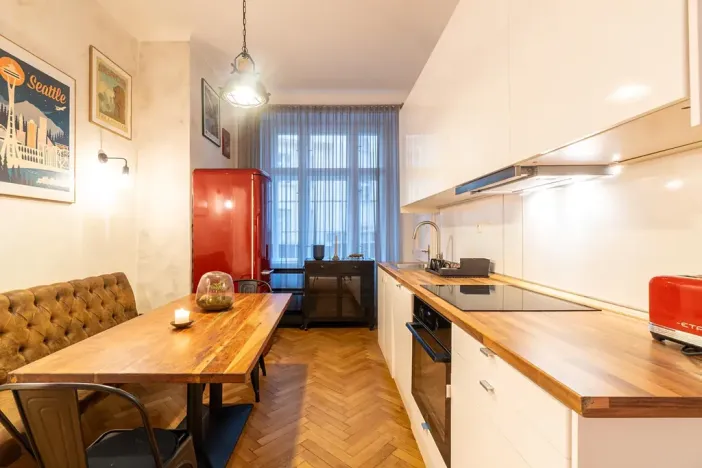 Pronájem bytu 2+1, Praha - Nové Město, Na výtoni, 85 m2