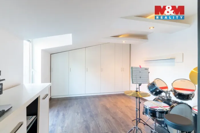 Prodej rodinného domu, Ohrozim, 179 m2