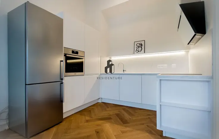 Pronájem bytu 2+kk, Praha - Nové Město, Dlážděná, 67 m2