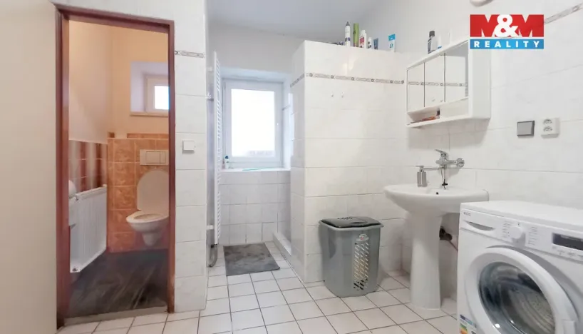 Prodej rodinného domu, Staré Město pod Landštejnem, 200 m2