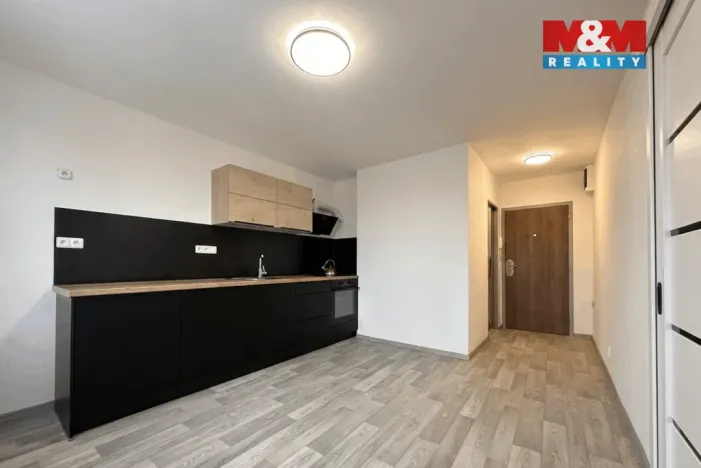 Pronájem bytu 1+1, Liberec - Liberec VI-Rochlice, Gagarinova, 36 m2