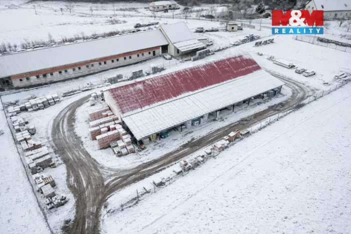 Prodej obchodního prostoru, Hřibiny-Ledská - Hřibiny, 900 m2
