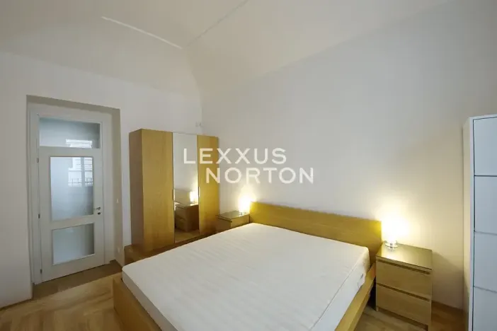 Pronájem bytu 2+kk, Praha - Vyšehrad, Vratislavova, 50 m2