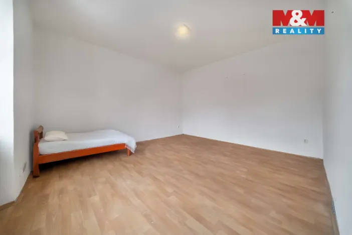 Pronájem bytu 2+1, Nepomuk, náměstí Augustina Němejce, 61 m2