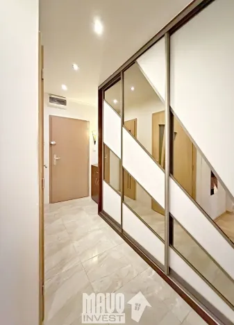 Prodej bytu 2+kk, Praha - Bohnice, Poznaňská, 43 m2